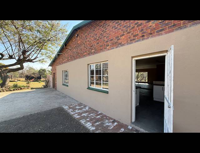 22,150M² SMALLHOLDING FOR SALE IN MARISTER